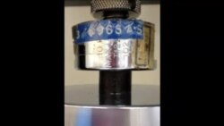 Ujë i pijshëm me ndihmën e shtrydhjes