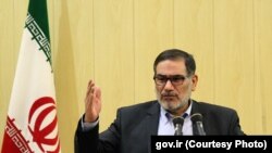  علی شمخانی می‌گوید که «اقدامات اخیر آمریکا برای به چالش کشاندن برجام، غیرقانونی بوده است».