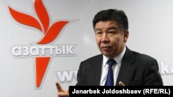 Алмамбет Шыкмаматов.