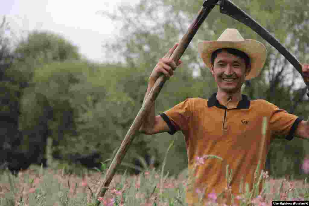 Улан айылда. 2-август, 2013-ж.