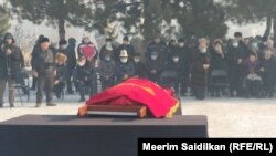 Шабданбек Кулуевди акыркы сапарга узатуу зыйнаты.