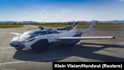 نسخه آزمایشی خودرو پرنده‌ شرکت کلین ویژن اسلواکی