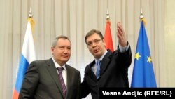 Zëvendëskryeministri i Rusisë, Dmitry Rogozin dhe kryeministri serb, Aleksandar Vuçiq