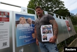 یک هوادار حزب راست افراطی فرانسه