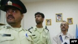 آقای آقاجری می گوید قصد داشت در یک کنفرانس علمی در آمریکا شرکت کند که از خروج وی از کشور جلوگیری شد.