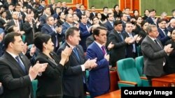 Акси ҷаласа аз саҳифаи https://t.me/RustamEmomali