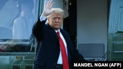 100 сенаторів почнуть слухання 9 лютого. Виступаючи у ролі суддів, вони мають вирішити, чи винен колишній президент у «підбурюванні до заколоту» через його роль у штурмі Капітолію 6 січня