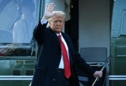 Дональд Трамп, відлітає із Вашингтона. США, 20 січня 2021 року