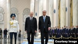 Владимир Путин ва Қосимҷомарт Тоқаев.