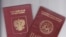 Югоосетинские власти, утверждают журналисты, намеренно раздали паспорта и жителям Чечни, Дагестана, Краснодарского и Ставропольского краев