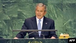 جرج بوش، شورای حقوق بشر سازمان ملل متحد را به «زياده روی در انتقاد از اسراييل و چشم پوشی از اتفاقات ساير نقاط جهان» متهم کرد.