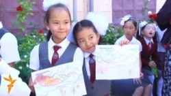 Мээни айланткан мектеп формасы