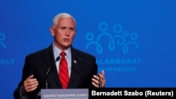 Ish-zëvendëspresidenti amerikan, Mike Pence.