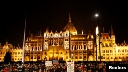 Будапешттеги демонстрация, 16-декабрь, 2018-жыл. 