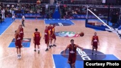 Македонските кошаркари вечерва против домаќинот Литванија 