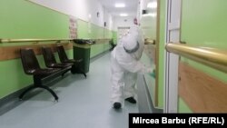 Unele dintre spitalele care tratau pacienți exclusiv COVID au rămas fără pacienți.