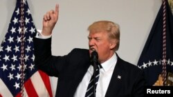 Nastavak blokade uredbe: Predsjednik SAD Donald Trump 