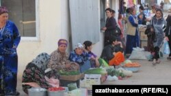 Рынок в Фарапе. Лебапский велаят Туркменистана (архивное фото)   