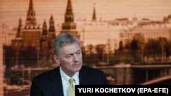Виступаючи 18 лютого перед журналістами, Пєсков додав, що Кремль дійшов «до такого висновку, судячи з тих антиросійських дій, які постійно домінують у політиці українського керівництва»