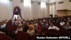 Жалал-Абад шаарындагы жыйын.