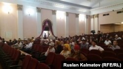 Собрание в Джалал-Абаде.