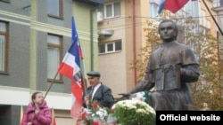 25 жовтня, у Мукачеві під час Європейського конгресу подкарпатських русинів було проголошено республіку Подкарпатська Русь<br>(фото з сайту www.zik.com.ua)