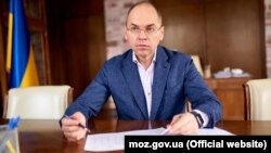 За словами міністра Максима Степанова, МОЗ розраховує отримати в лютому частину першого траншу обсягом в 1,2 мільйона доз