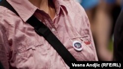 Jedna od posetilaca izložbe Ecce homo, ilustracija