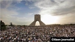 راهپیمایی معترضان به انتخابات ایران در روز دوشنبه بیست و پنجم خردادماه 