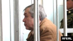 Маъруф Орифов, раиси силсилафурушгоҳи "Орима", дар додгоҳ