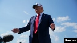 Президент США заявив, що Сполучені Штати передали Україні багато зброї і продовжують це робити