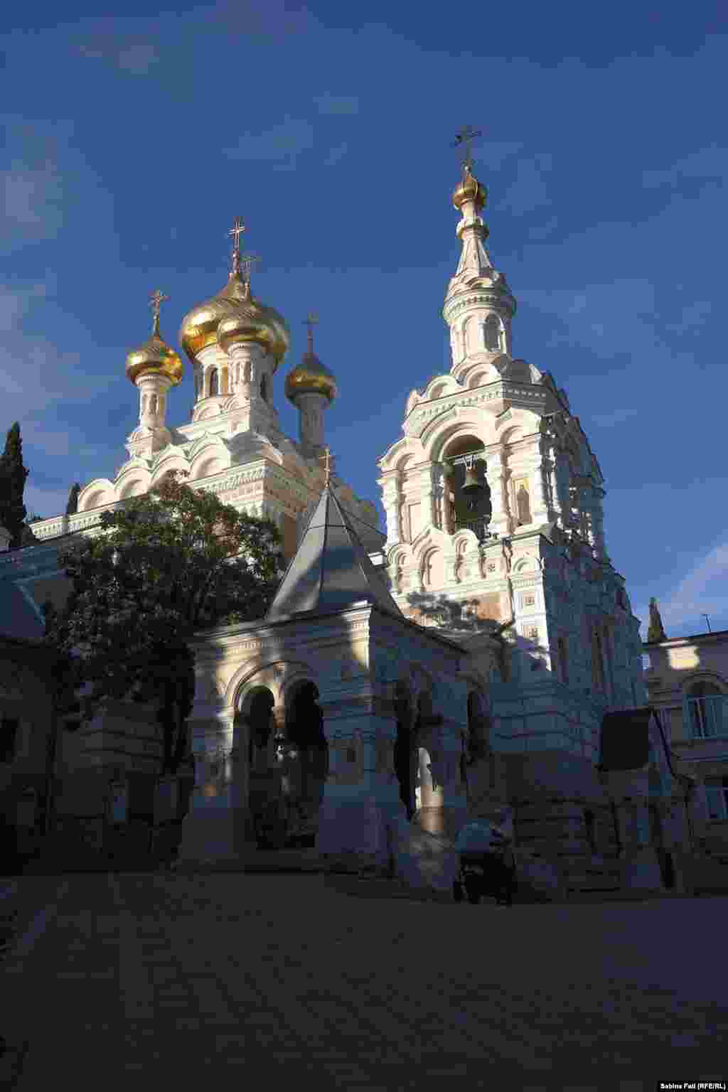 Собор Александра Невского в Ялте &ndash; главный православный собор города