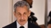 Fostul președinte francez, Nicolas Sarkozy, înainte de a intra în sala de judecată în care a fost pronunțat verdictul în dosarul de finanțare ilegală a campaniei electorale. 25 septembrie 2025. 