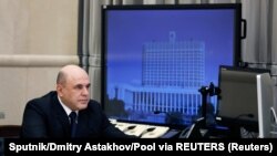 Premierul rus Mihai Mișustin, în timpul videoconferinței cu membrii guvernului