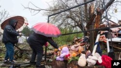 Мартынюк үй-бүлөсүнүн орус ракетасынан талкаланган үйү. Украина, 25-май 2025-жыл