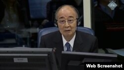 Jasuši Akaši na suđenju Radovanu Karadžiću, 24. travanj 2013.