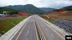 Autostrada "Rruga e Kombit"