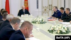 Александр Лукашенко Министрлер кабинетинин жыйынын өткөрүүдө. Минск, 23-июль, 2021-жыл. 