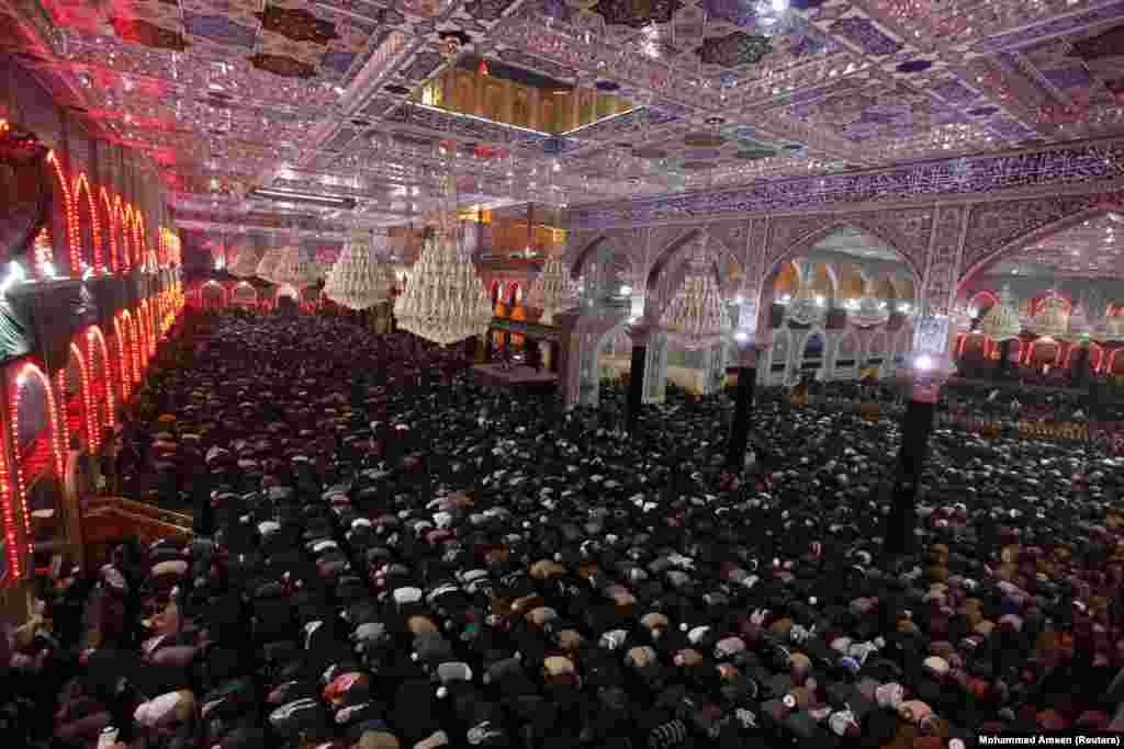 Irak - Muslimani Šiiti obilježavaju svoj religijski prank, Kerbala, 2. januar 2013. Foto: Foto: REUTERS / Mohammed Ameen 