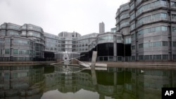 Національне управління розвідки і безпеки AIVD повідомило, що один із дипломатів, працюючи на російську Службу зовнішньої розвідки, збирав інформацію, пов’язану з наукою і технологіями