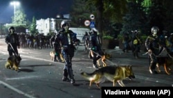 5 октября. Площадь Ала-Тоо в Бишкеке.