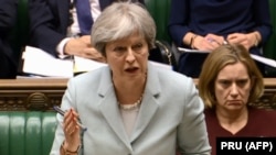 Тереза Мей заявила, що уряд має право діяти швидко в національних інтересах