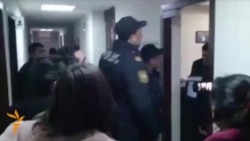 Бакуда "Азадлыгдын" документтери конфискацияланды