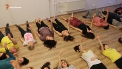 Львівські актори проводять сеанси адаптації для кримських переселенців