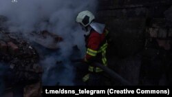 За повідомленням, у Ніжинському районі під час гасіння пожежі на об’єкті критичної інфраструктури, спричиненої атакою БпЛА, сили РФ завдали повторного удару. Фото ілюстративне 