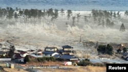 იაპონიაში მიწისძვრის შედეგად გამოწვეული ცუნამი