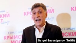 Наприкінці минулого року Кеосаяна госпіталізували у важкому стані, відтоді він перебував у комі