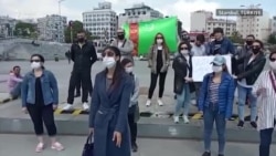 Türkmenler Aksaraýda Berdimuhamedowyň çekilmegine çagyryş etdiler