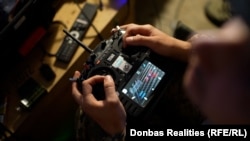 «Залітають, наприклад, на пару кілометрів і вилітають назад. Вони вже вперед летіти бояться», – пілот про вплив перехоплювачів на російські БПЛА