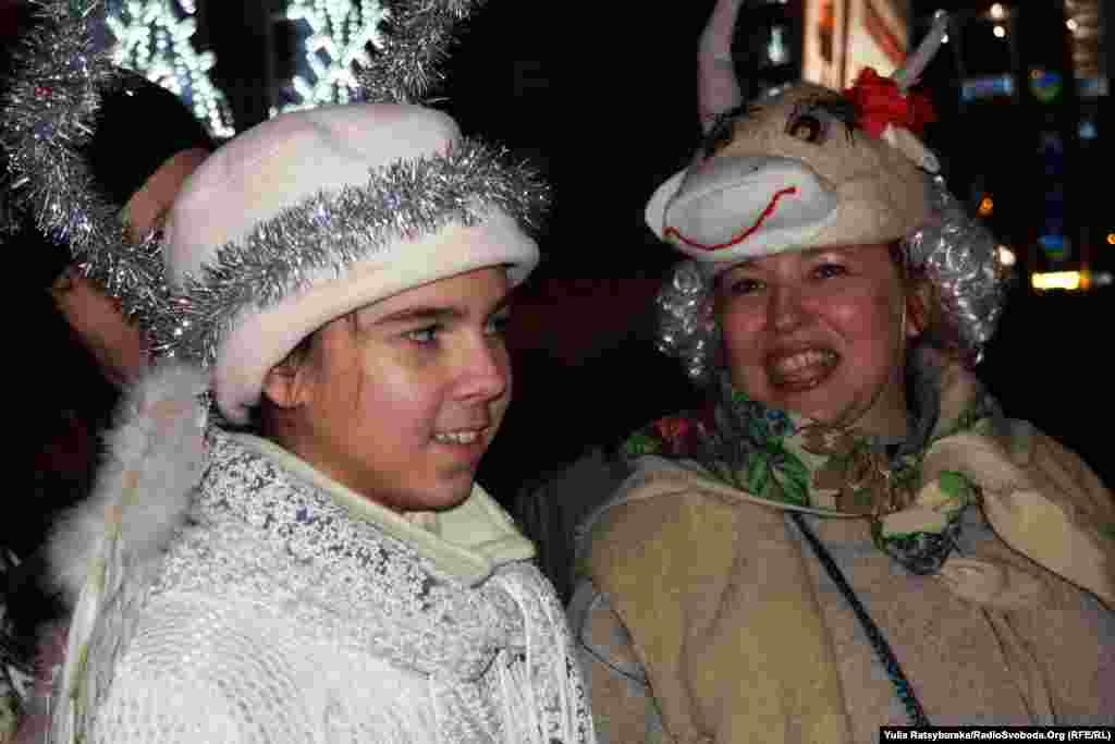 Янгол і Кізонька &ndash; традиційні герої народного вертепного дійства